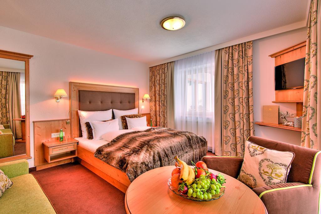 Hotel Garni Urezza Ишгль Номер фото