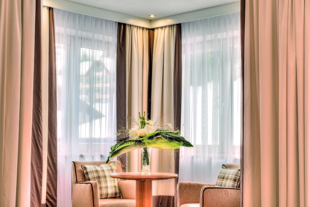 Hotel Garni Urezza Ишгль Экстерьер фото